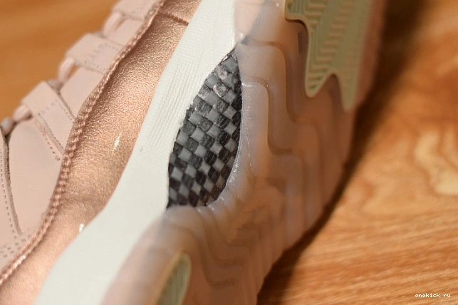 Chep Onekick 11 Air Jordan Gold GS AH7860-105 Rose Low 0822